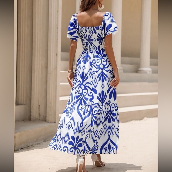Boho Allover print shirred ruffle hem maxi dress - Picture 4 of 7
